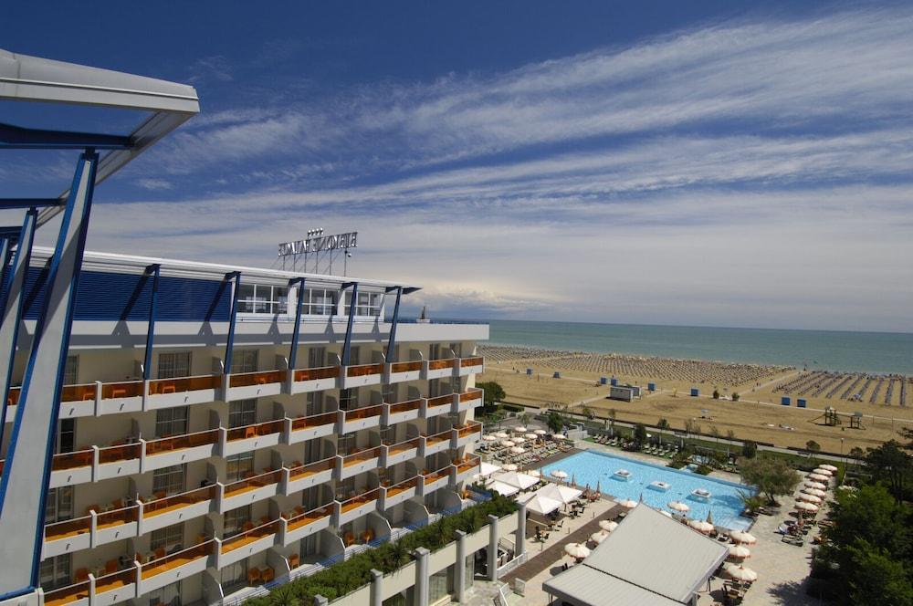 Bibione Palace Hotel Exterior foto