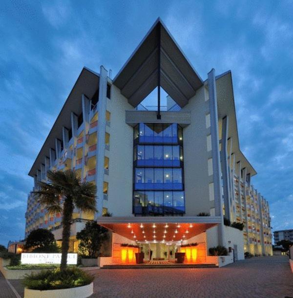 Bibione Palace Hotel Exterior foto
